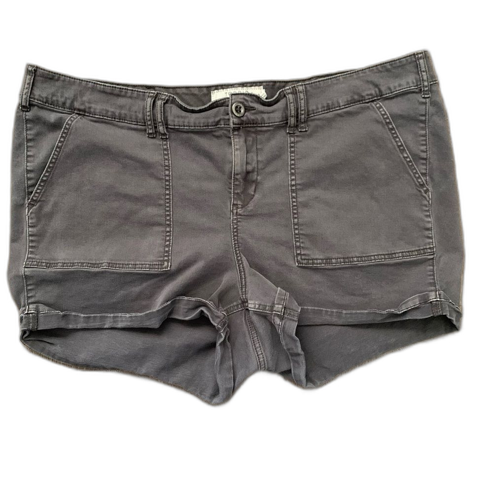 Torrid Gray Cargo Shorts Relaxed Fit Size 22